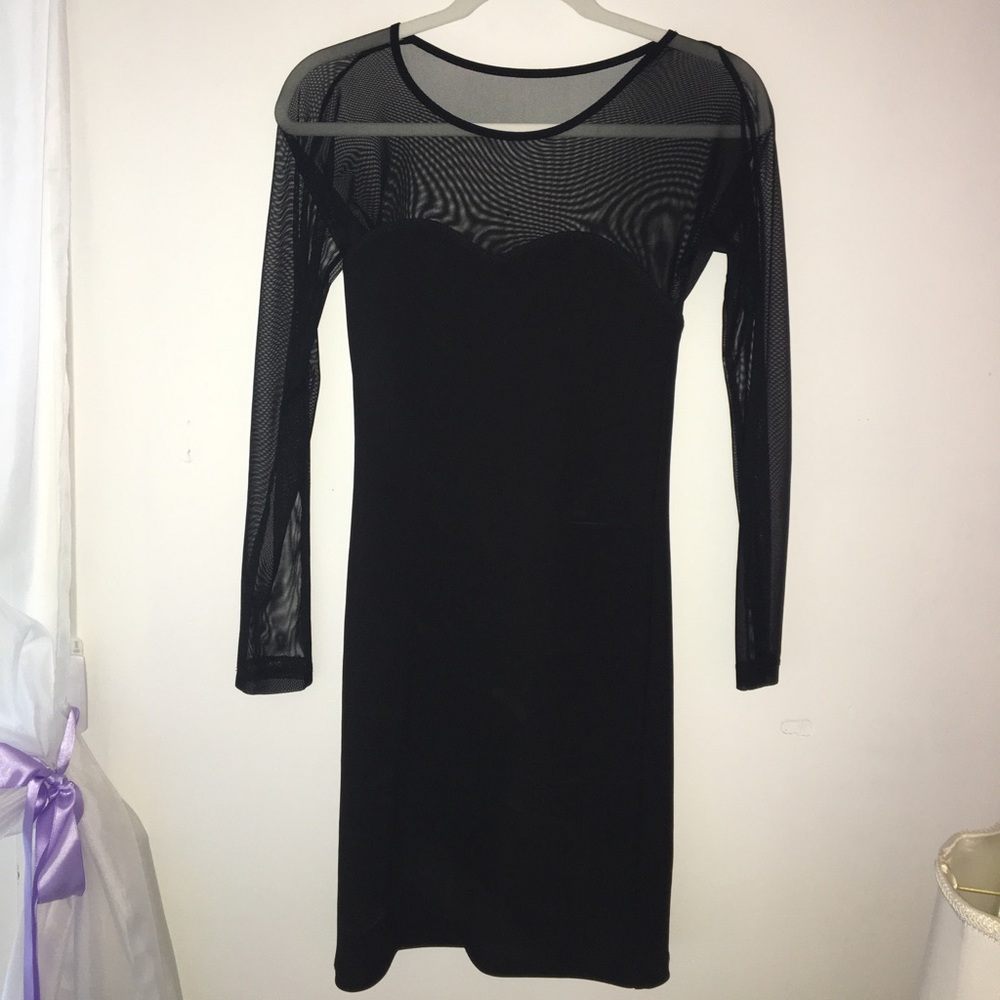 Black long sleeve dress